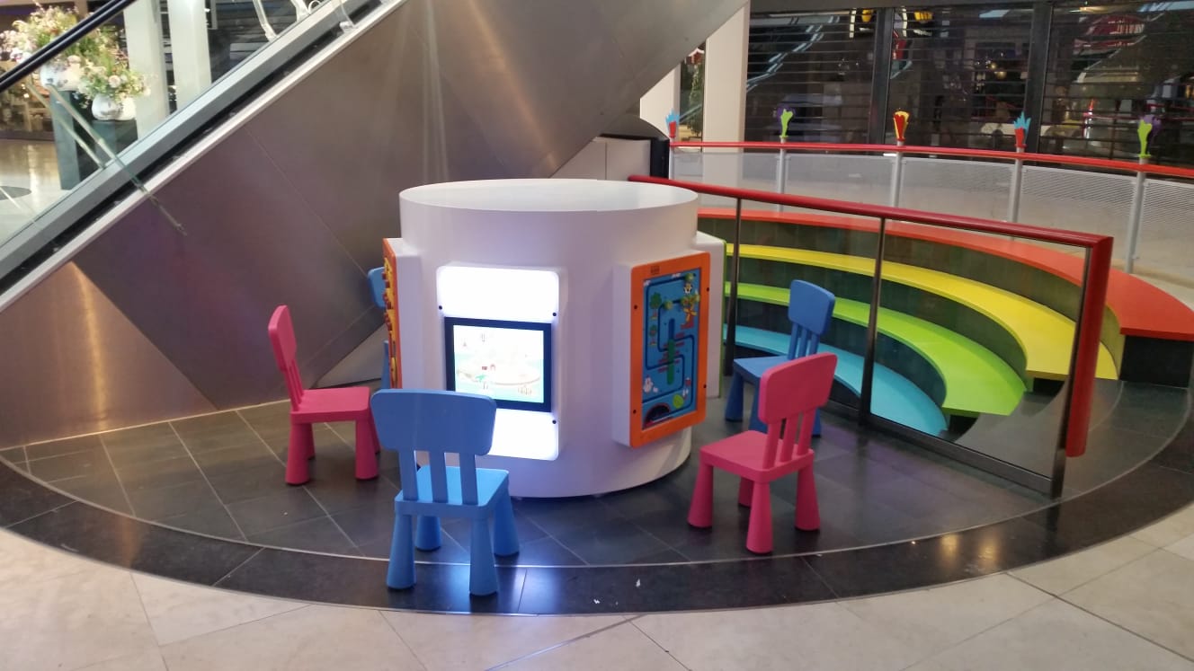IKC play corner for children at shopping center Alexandrium in Rotterdam