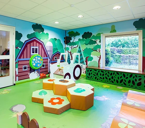 Meer beleving binnen uw kinderopvang met muurstickers