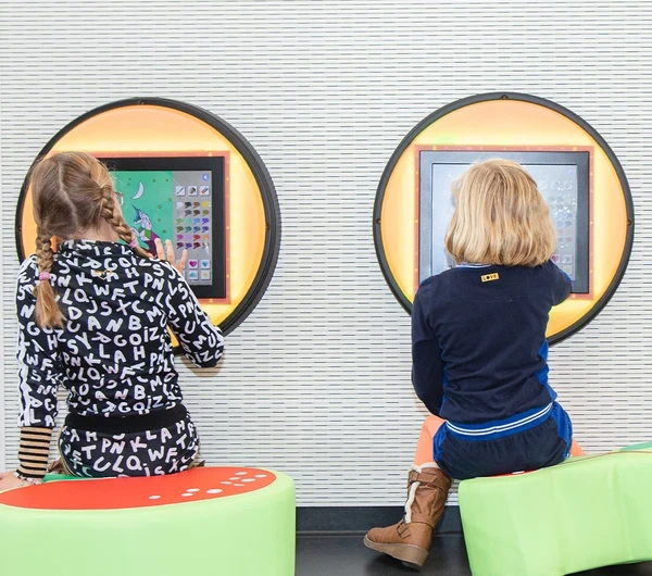 Op deze afbeelding staat een interactief speelsysteem Bubble playtouch led