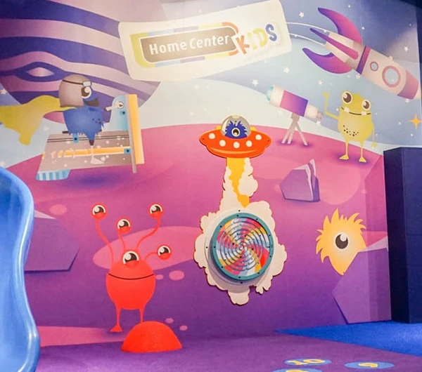 Kinder speelparadijs in Winkel centrum Wolvega