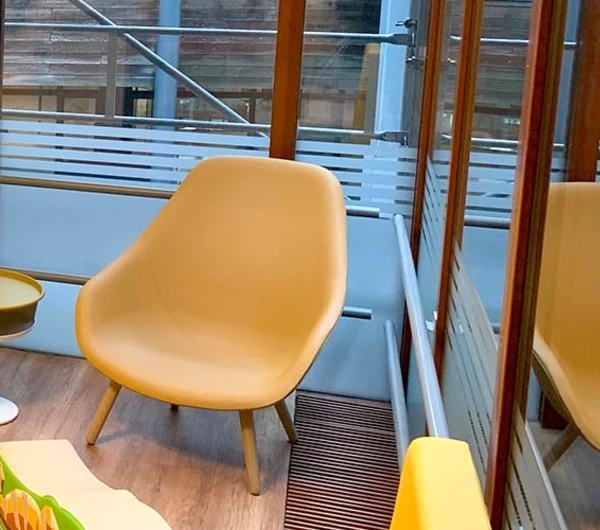 Kinderhoek als onderdeel van een wachtruimte 