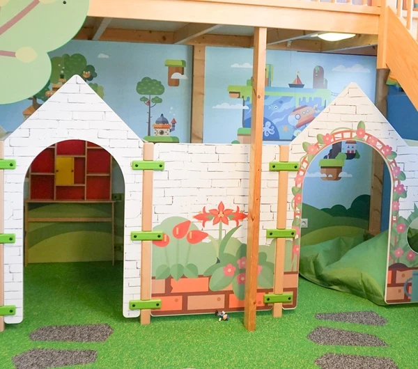 IKC inrichting speelhoek voor kinderen bij kinderopvang Parelbosch in Eindhoven