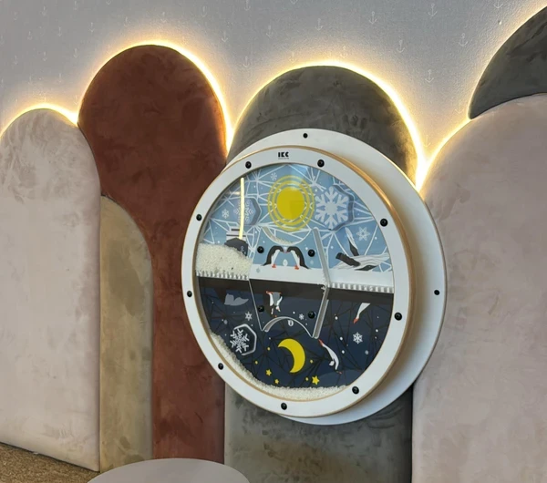 Torre Bahari Day and Night