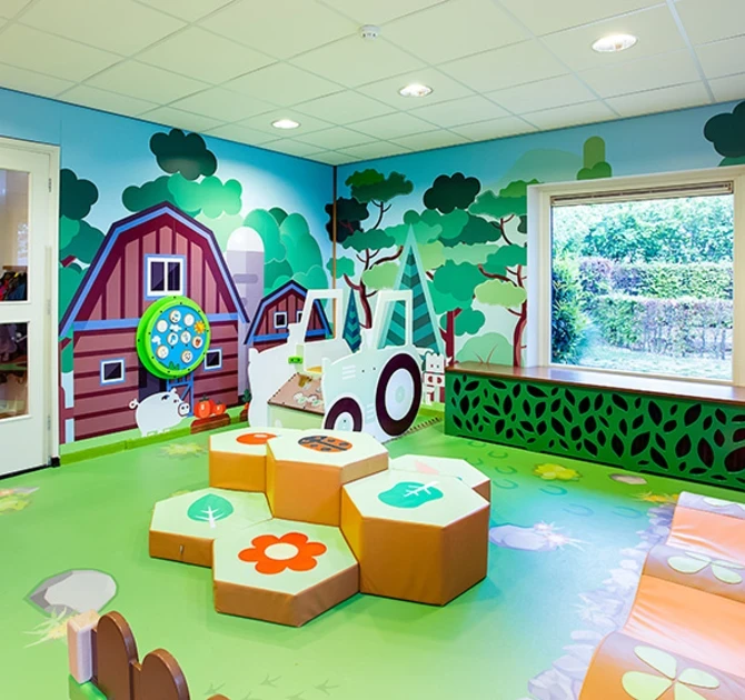 Meer beleving binnen uw kinderopvang met muurstickers