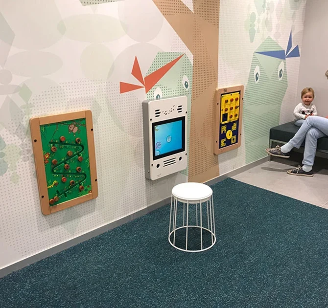 IKC speelhoek voor kinderen in kledingwinkel Houtbrox in Veghel