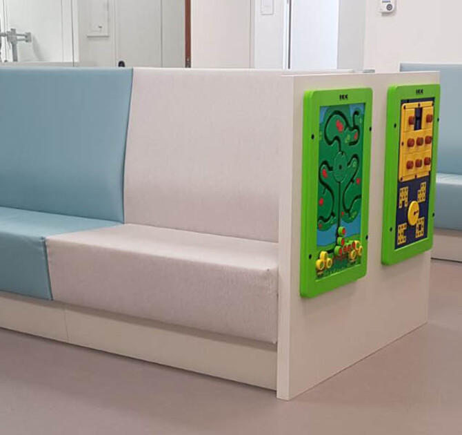 kindvriendelijke wachtkamer dankzij speelhoek