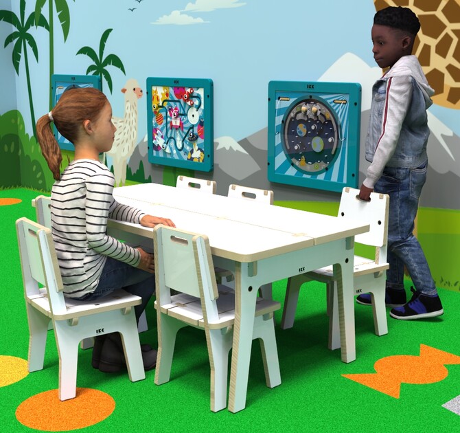 Op deze afbeelding ziet u kindermeubel buxus kindertafel wit