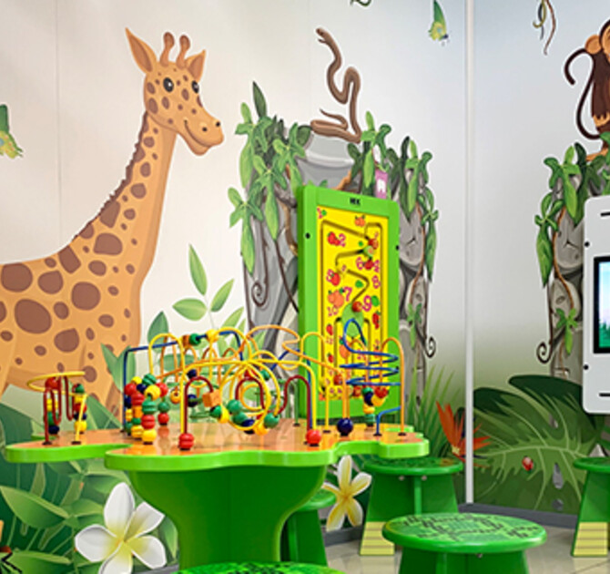 Kinderhoek als onderdeel van een wachtruimte 