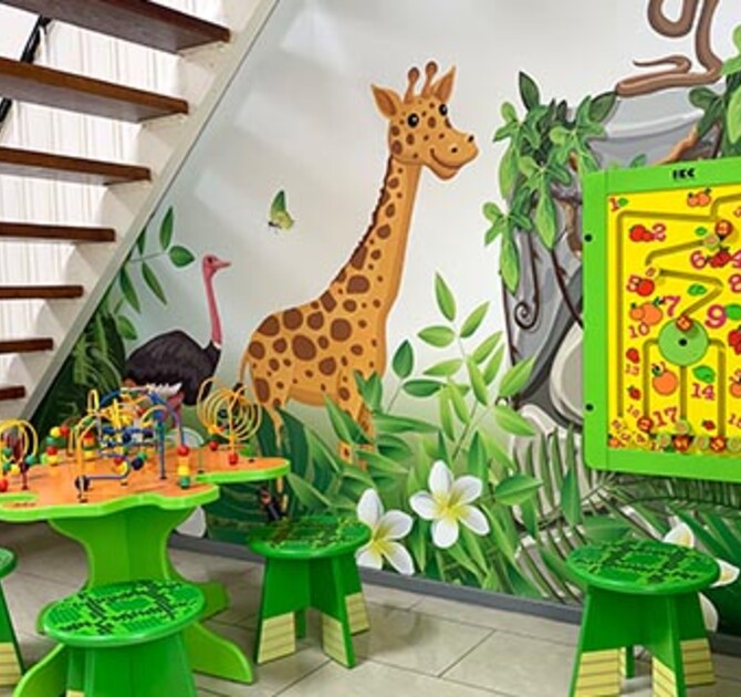 Kinderhoek als onderdeel van een wachtruimte 