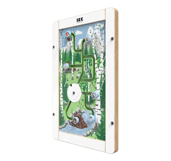 Op deze afbeelding staat een wandspel Into the woods