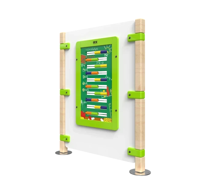 Hekwerk voor een kinderhoek met een wandspel | IKC hekwerken
