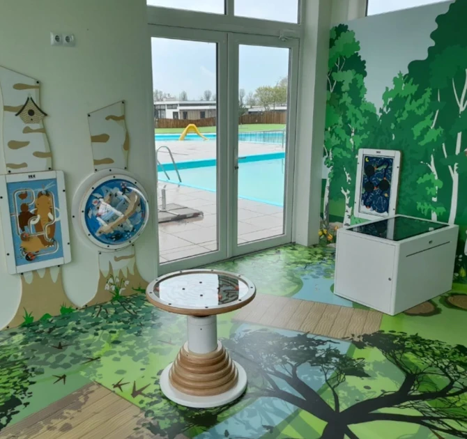 Een voorbeeld van een vinylvloer die een extra beleving creëert in een kinderhoek