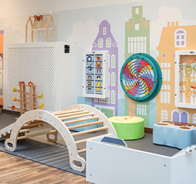 IKC speelhoek met keukentje voor kinderen in kindercafe Bude Eins in Pempelfort Duitsland