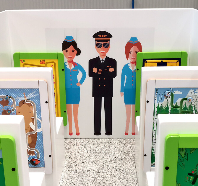 speelhoek voor kinderen met vliegveld thema