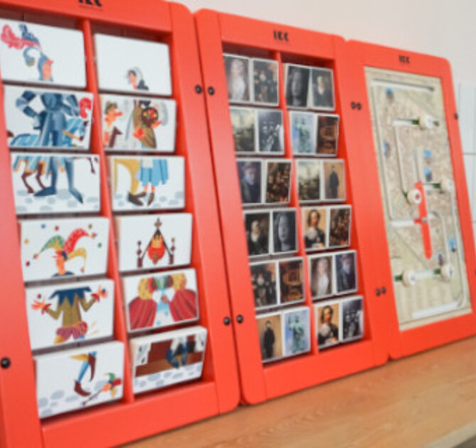 custom wandspellen in de stijl van het museum