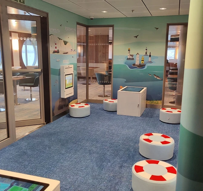 Speelruimte met zee thema voor kinderen op een Ferry