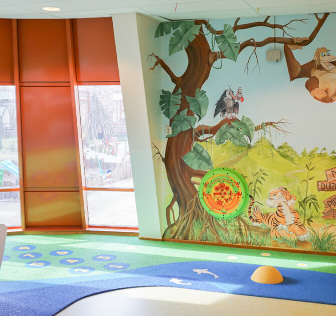 Speelruimte in de centrale hal van de kinderopvang