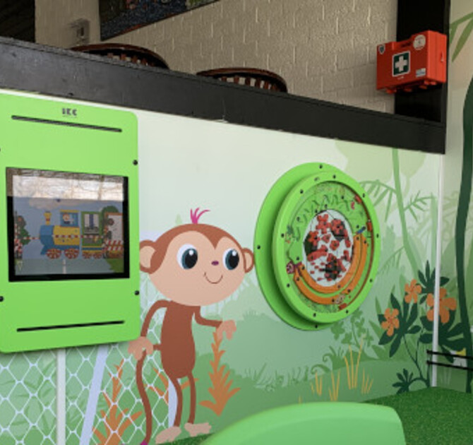 wandspellen in een voetbalkantine