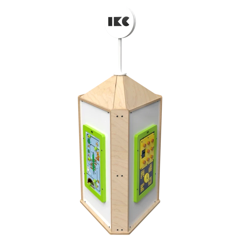 Speeltoren voor een kinderhoek met meerdere spellen  | IKC speelsystemen