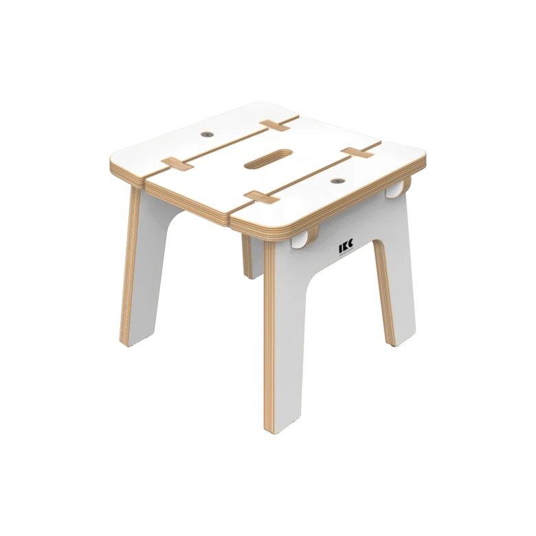 Wit houten krukje voor kinderen | IKC Kindermeubels